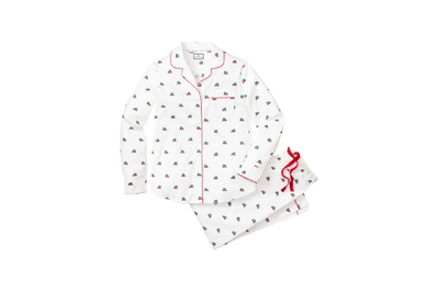 How Lacey Chabert Sets the Scene for Holiday Movie Nights at Home